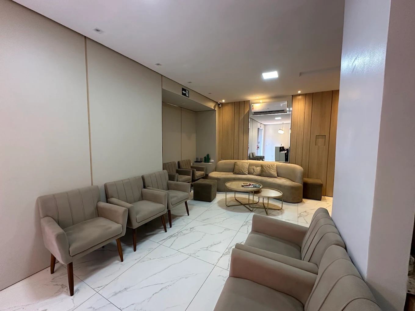 Sala de espera do consultório da Dra. Aniele Vilarino em Imperatriz-MA